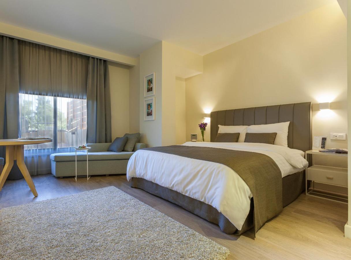 Alqasr Metropole Hotel