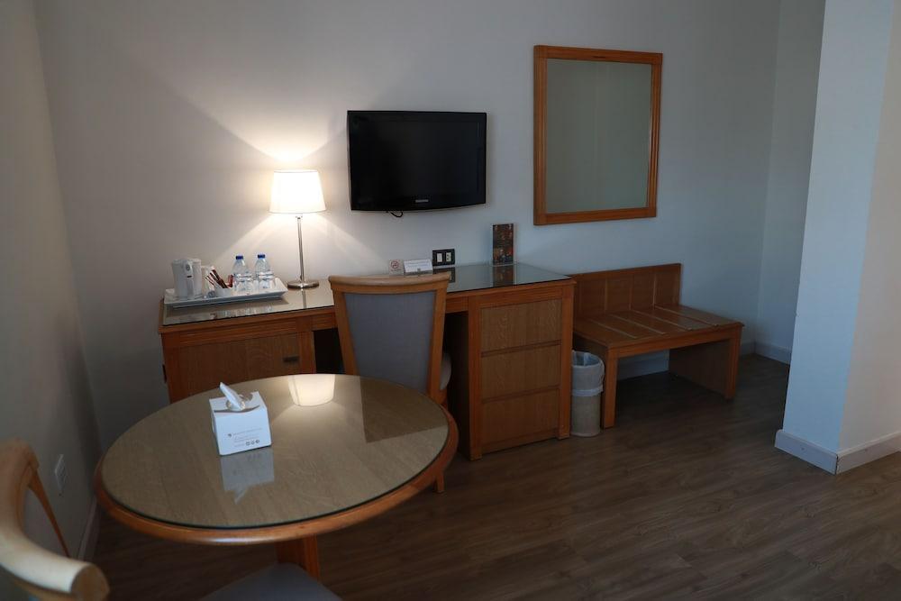 Alqasr Metropole Отель 4*
