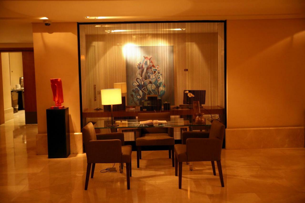 Alqasr Metropole Hotel 4*